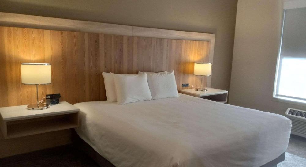 King Room - Disability Access/Non-Smoking interior